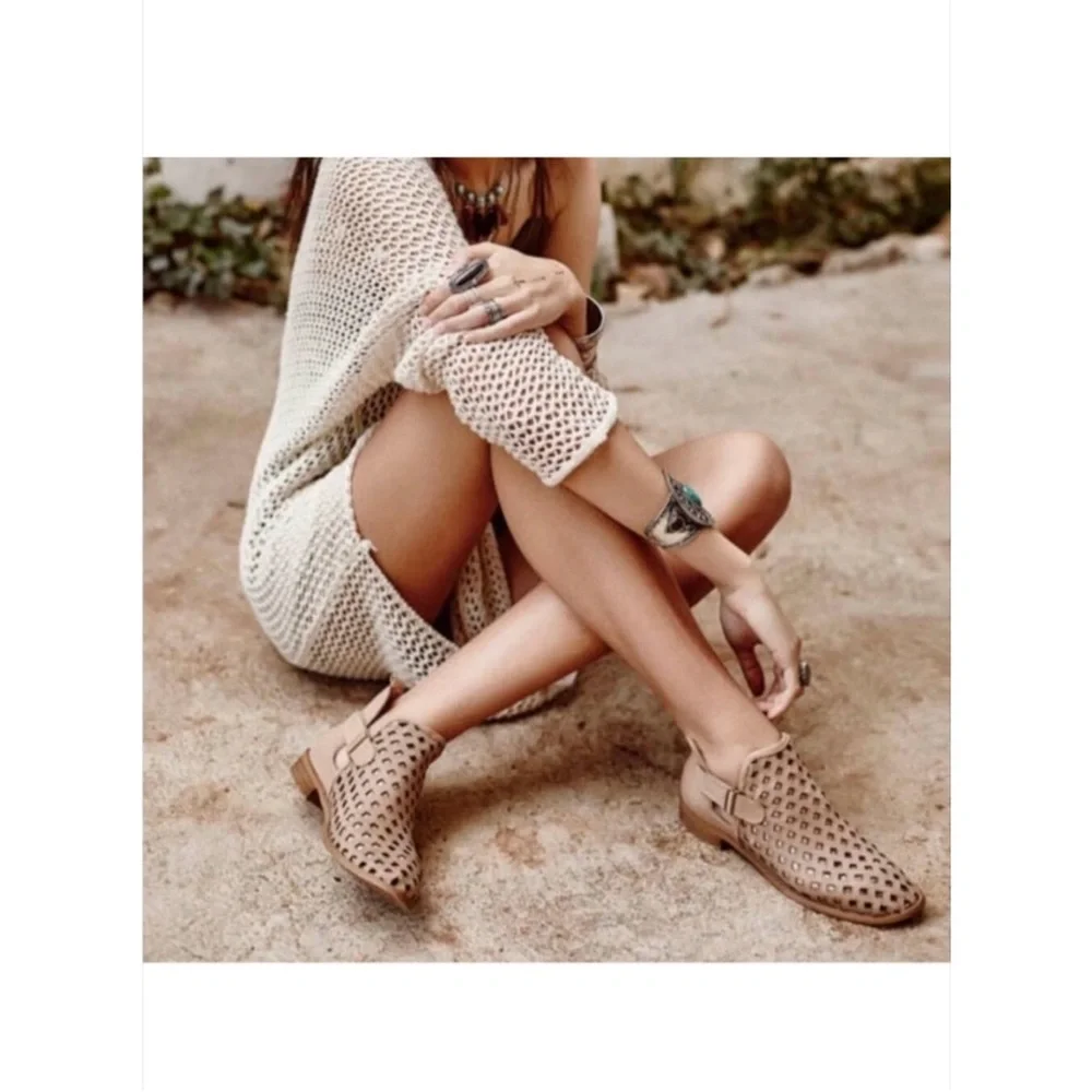 Musse & Cloud Calia Suede-Leather Bootie Stylish Tan Women's Sandals Shoes
